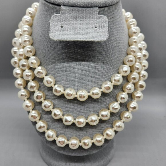 Jewelry - Stunning Vintage Estate Large Faux Pearl approx 1cm Necklace Ornate Clasp 58"